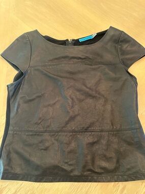 Alice & Olivia leather front/cloth back top with zipper